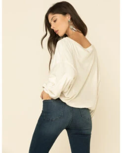 Z Supply Women's Bodhi Velour Sweatshirt -Western Cowboy Equipment Store 2000333002 103 P5