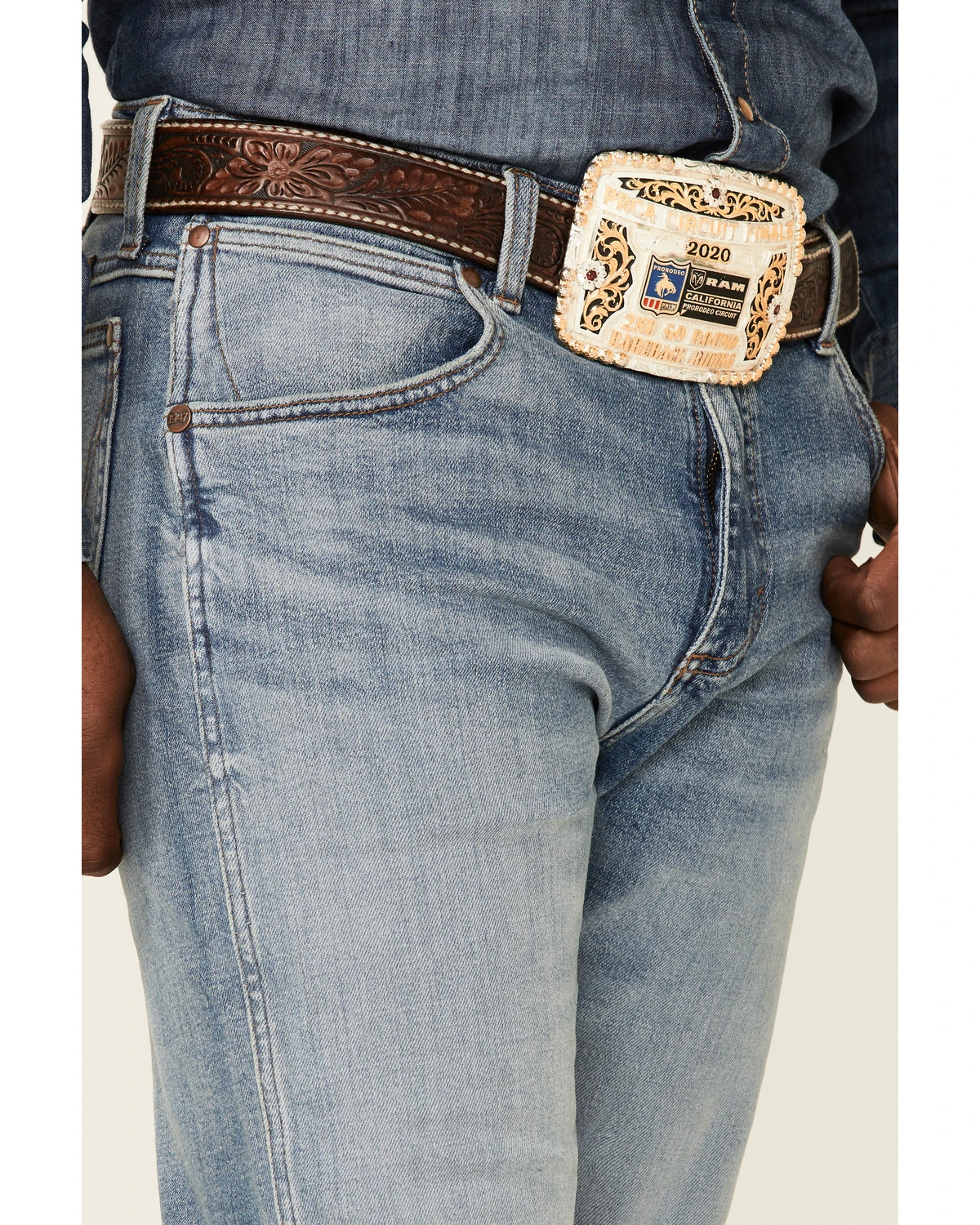 Wrangler Retro Green Men's Gralin Light Wash Stretch Slim Straight Jeans 4 Wrangler Retro Green Men's Gralin Light Wash Stretch Slim Straight Jeans - Image 2