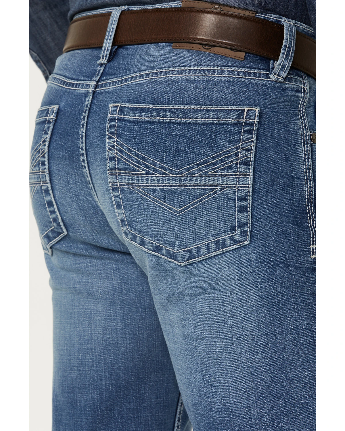 Cody James Men's Silverton Light Wash Stretch Relaxed Bootcut Jeans 6 Cody James Men's Silverton Light Wash Stretch Relaxed Bootcut Jeans - Image 4