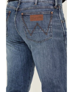 Wrangler Retro Men's 88MWZ Sawdust Medium Wash Slim Straight Denim Jeans -Western Cowboy Equipment Store 2000374565 415 P4
